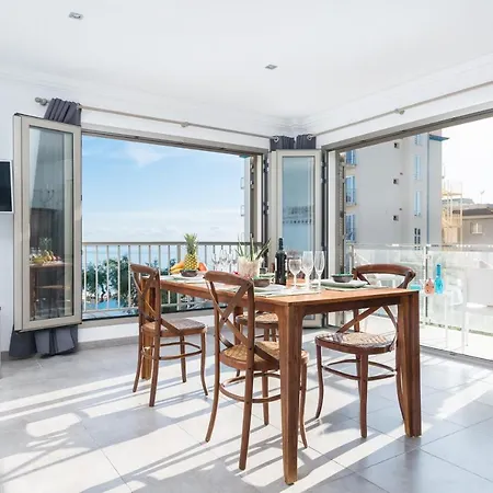 Castello Platja Apartment